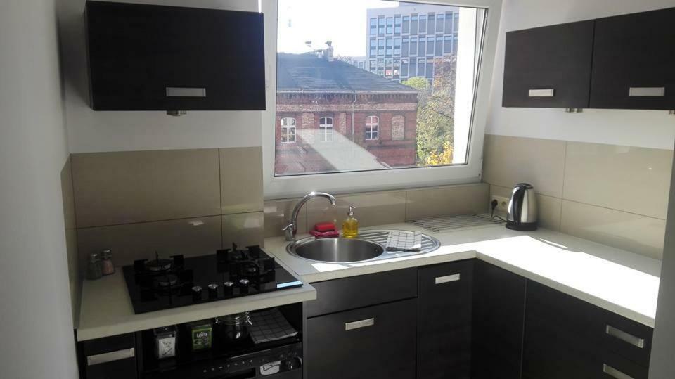 Powstańców Wielkopolskich 12 Poznan Exterior foto